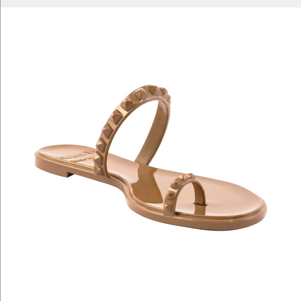 Carmensol Maria flat sandal